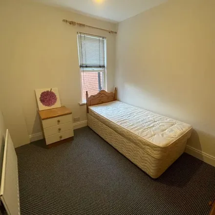 Rent this 3 bed apartment on Nevis Avenue in Belfast, BT4 3AB