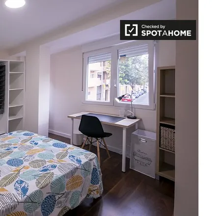 Rent this 3 bed room on Carrer de Lluís Vives in 7, 46100 Burjassot