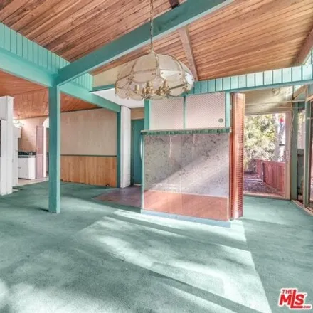 Image 9 - 8879 Hollywood Hills Road, Los Angeles, CA 90046, USA - House for sale