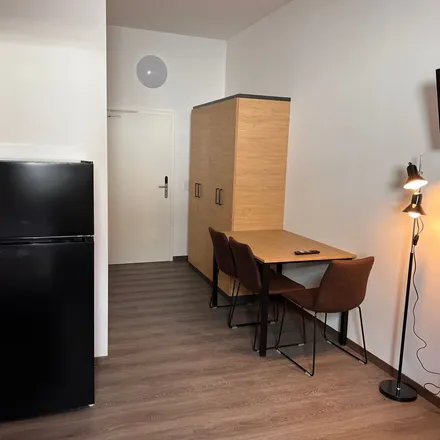 Rent this 1 bed apartment on Äußere Parkstraße 7 in 84032 Landshut, Germany