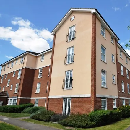 Rent this 2 bed apartment on Merrifield COurt in Welwyn Garden City, AL7 4SG