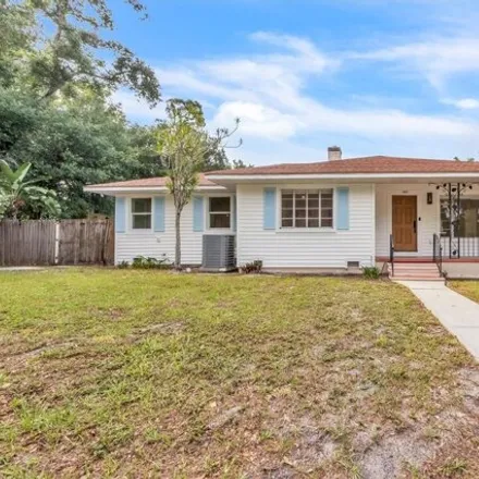 Buy this 5 bed house on 880 22nd Street West in Bradenton, FL 34205