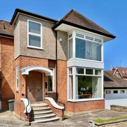 Buy this 5 bed house on Crescent Road in London, E4 6AY
