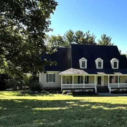 Buy this 5 bed house on 1001 Vaughan Avenue in Summersville, WV 26651