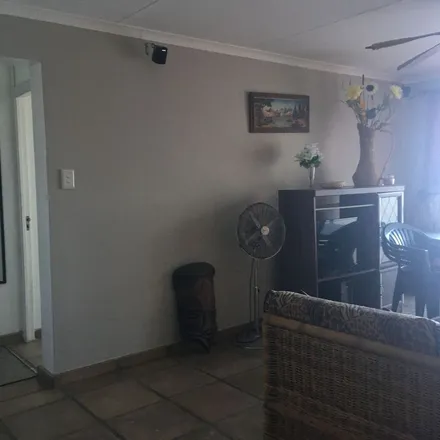 Image 6 - unnamed road, Hibiscus Coast Ward 2, Hibiscus Coast Local Municipality, 4270, South Africa - Apartment for rent