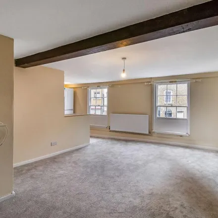 Image 3 - Chantry Court, Gumstool Hill, Tetbury, GL8 8DD, United Kingdom - Apartment for rent