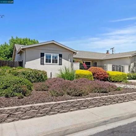 Image 3 - 1531 Heartwood Dr, Concord, California, 94521 - House for sale