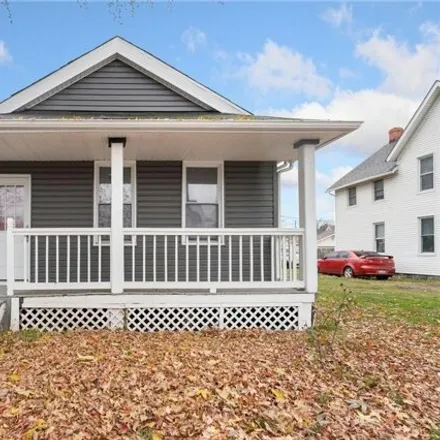 Buy this 2 bed house on 1902 West 50th Street in Cleveland, OH 44102