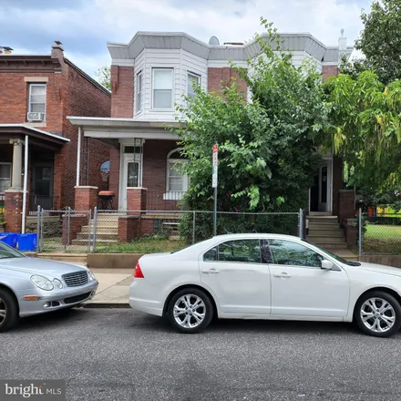 Buy this studio townhouse on 5438 North Lawrence Street in Philadelphia, PA 19120