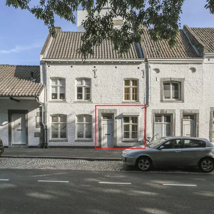 Rent this 1 bed apartment on Tongersestraat 90 in 6211 LR Maastricht, Netherlands