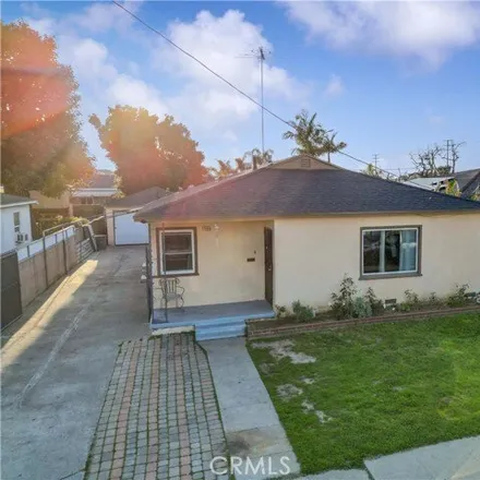 Image 4 - 1759 North Neptune Avenue, Los Angeles, CA 90744, USA - House for sale