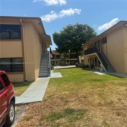 Buy this 2 bed condo on 2530 West 67th Place in Hialeah, FL 33016