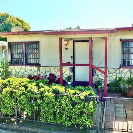 Buy this 2 bed house on 1416 West 20th Street in Long Beach, CA 90810