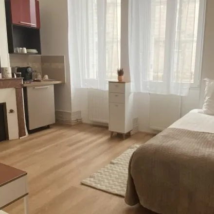 Rent this studio room on Bordeaux in Saint-Jean, FR