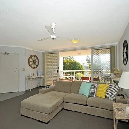 Image 8 - Venice Lodge, Venice Street, Mermaid Beach QLD 4218, Australia - Apartment for rent