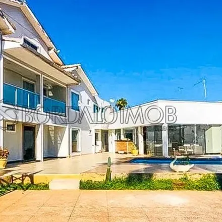 Buy this 7 bed house on Eixo Rodoviário in Brasília - Federal District, 70077