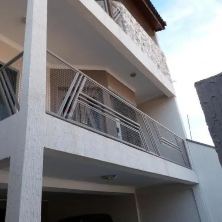 Buy this 3 bed house on Rua Luiz Cesar Domingues Moraes in Jardim Wanel Ville III, Sorocaba - SP