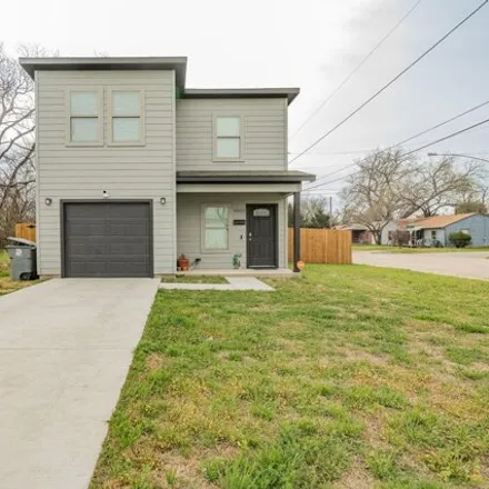 Image 1 - 5013 Bourquin Street, Dallas, TX 75210, USA - House for sale