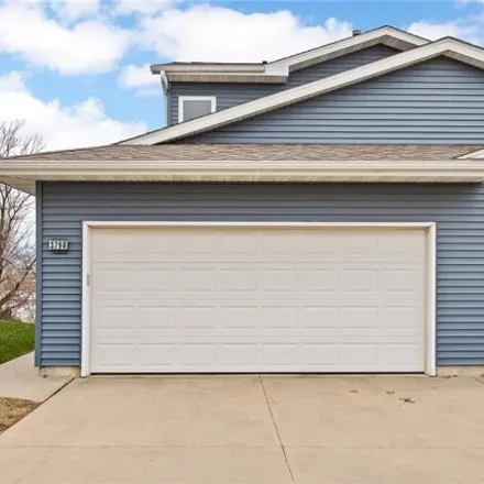 Buy this 2 bed townhouse on 3776 Deer Valley Drive in Marion, IA 52302