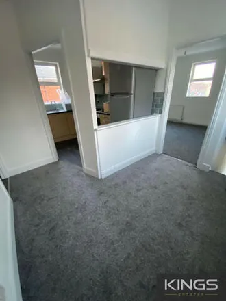 Image 2 - 19 Winchester Road, Romsey, SO51 8AB, United Kingdom - Apartment for rent