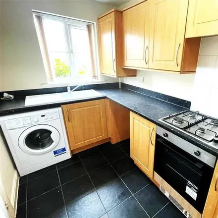 Image 2 - Pitchwood Close, Darlaston, WS10 8BF, United Kingdom - Townhouse for rent