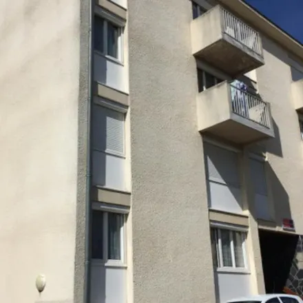 Image 4 - Impasse de la Gourjeanne, 42550 Usson-en-Forez, France - Apartment for rent