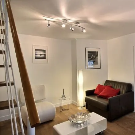 Rent this 3 bed apartment on 17 Rue Saint-Joseph in 75002 Paris, France