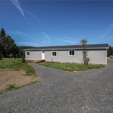 Buy this studio apartment on 140 Pumice Road in Cowlitz County, WA 98611