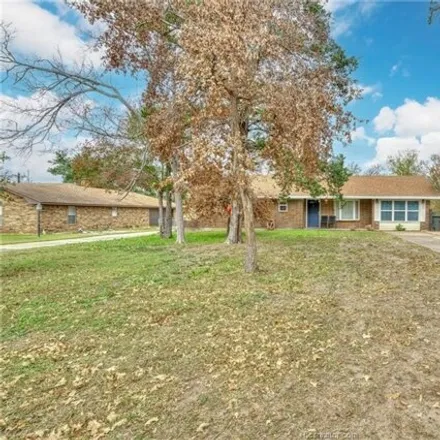 Buy this 3 bed house on 330 Tee Drive in Bryan, TX 77801