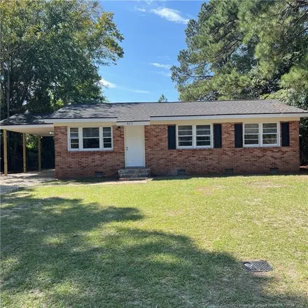 Buy this 3 bed house on s in Lakecrest Drive, Fayetteville