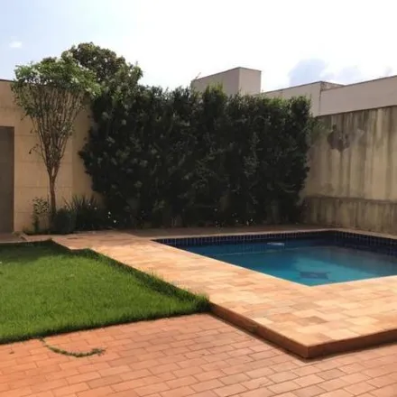 Buy this 4 bed house on Paiol in Rua 18 1292, Centro
