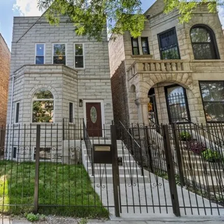 Image 2 - 4812 South Forrestville Avenue, Chicago, IL 60615, USA - House for sale