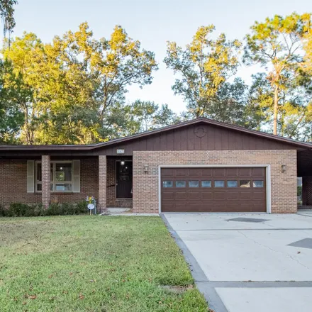 Buy this 3 bed house on 389 Southwest Chapel Hill Street in Lake City, FL 32025