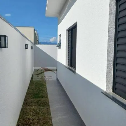 Buy this 2 bed house on Rua Coronel João Affonso in Jardim Russi, Taubaté - SP