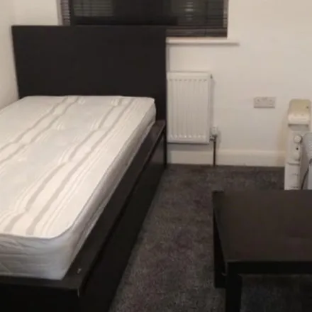 Rent this 1 bed room on Harlington Road East in Sparrow Farm, London
