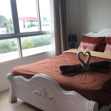 Rent this 1 bed apartment on Hua Hin in Phra Pokklao Road, Rai Nun