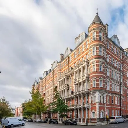 Image 1 - Albert Court, 54-60 Prince Consort Road, London, SW7 2BS, United Kingdom - Apartment for sale