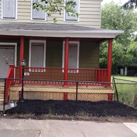 Buy this 5 bed house on 1072 East 66th Street in Cleveland, OH 44103