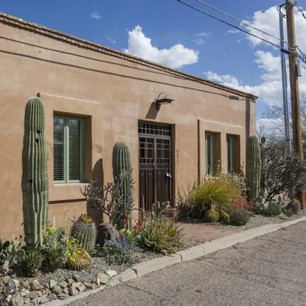 Buy this 3 bed house on 951 South Meyer Avenue in Tucson, AZ 85701