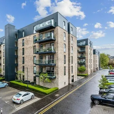 Buy this 2 bed townhouse on Hamilton Gardens in Glasgow, G12 8EE