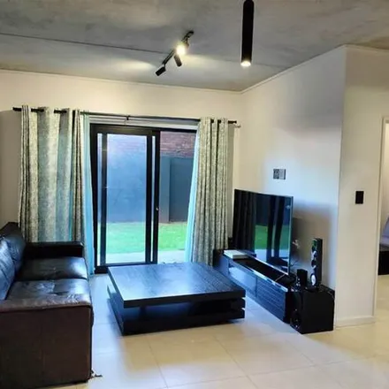 Rent this 3 bed apartment on 1315 Dickenson Avenue in Tshwane Ward 52, Pretoria