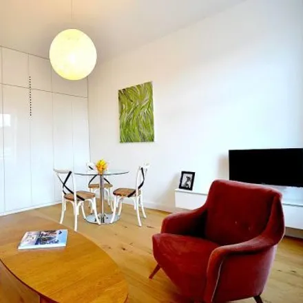 Rent this 2 bed apartment on Zwölfergasse 19 in 1150 Vienna, Austria