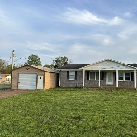 Buy this 3 bed house on 1096 Murrey Street in Lewisburg, TN 37091