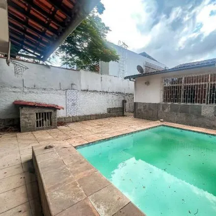 Rent this 3 bed house on Travessa Particular in São Lourenço, Niterói - RJ