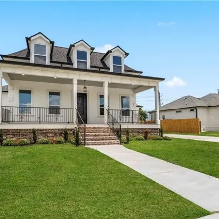 Buy this 4 bed house on 4052 Hamlet Pl in Chalmette, Louisiana
