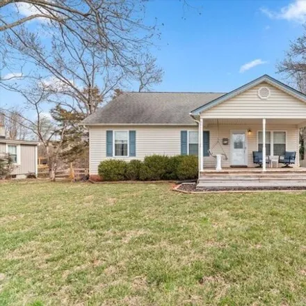 Buy this 3 bed house on 912 Judd Street in Bedford, VA 24523