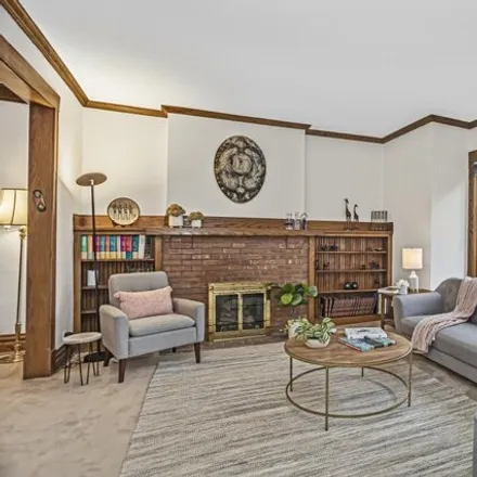 Image 5 - 810 Milburn Street, Evanston, IL 60201, USA - House for sale