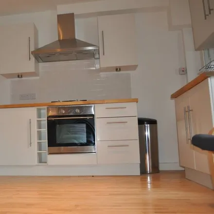 Rent this 3 bed townhouse on London in N1 7BA, United Kingdom