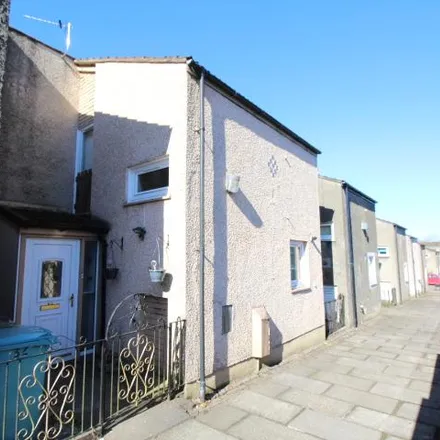 Rent this 3 bed townhouse on Medlar Road in Cumbernauld, G67 3AL