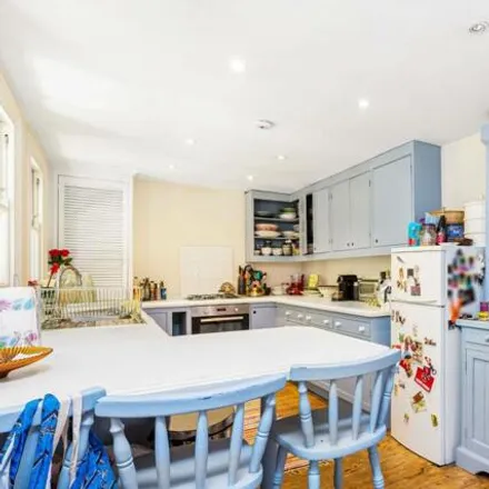 Image 5 - 97 Camberwell Grove, Denmark Hill, London, SE5 8QZ, United Kingdom - House for rent